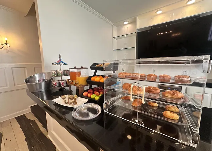 Melrose Mansion Suites